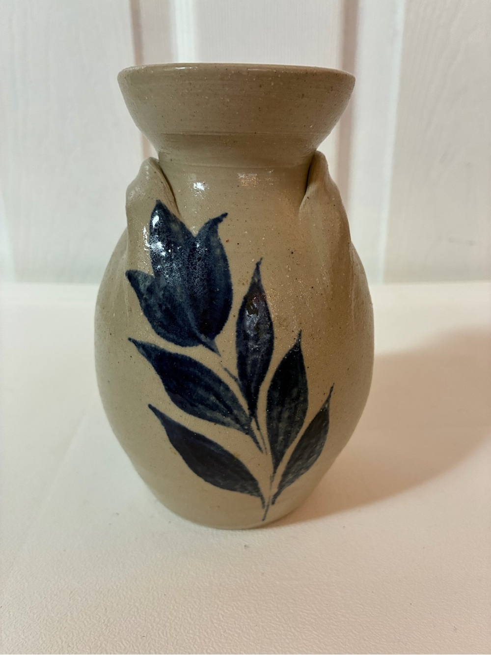 Vintage Williamsburg Pottery Salt Glaze Vase Cobalt Blue Tulip Leaf 2-Handled 5”